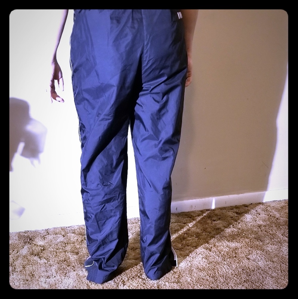 Women's windbreaker pants